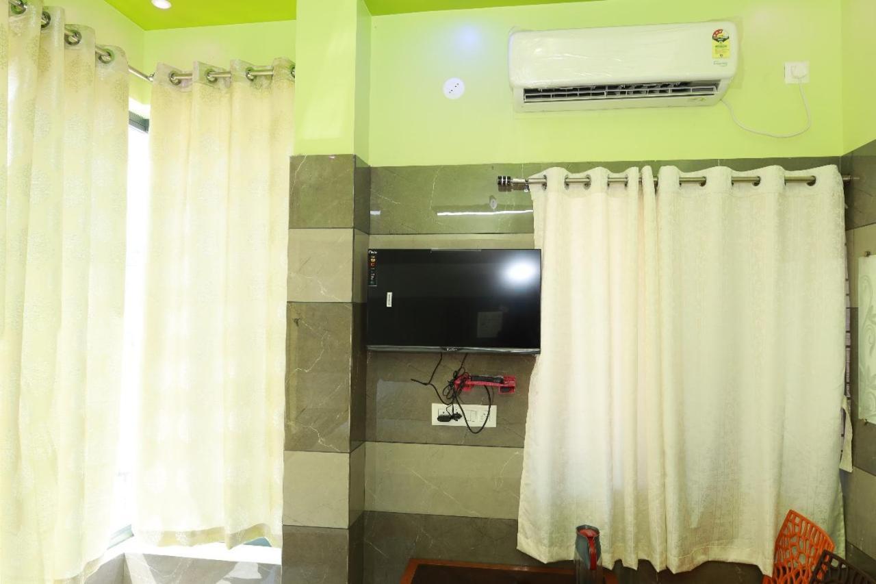 Rv Residency Hotel Wodapatti Buitenkant foto